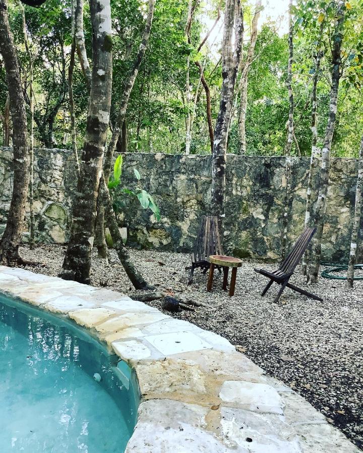 Escarabajo Rojo Bed and Breakfast Tulum Exteriör bild