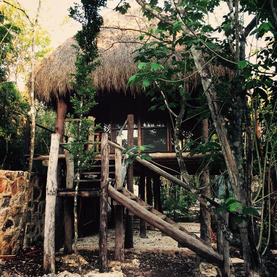 Escarabajo Rojo Bed and Breakfast Tulum Exteriör bild